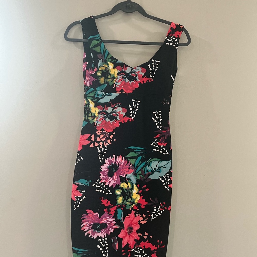 Very cute stefano dress super cute for date nights